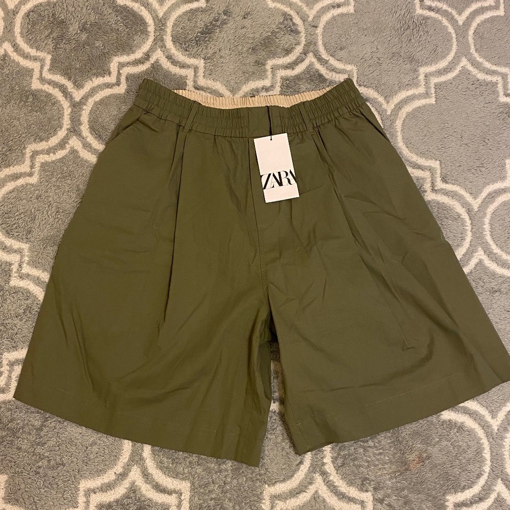 NWT Zara Olive Green Shorts Large
